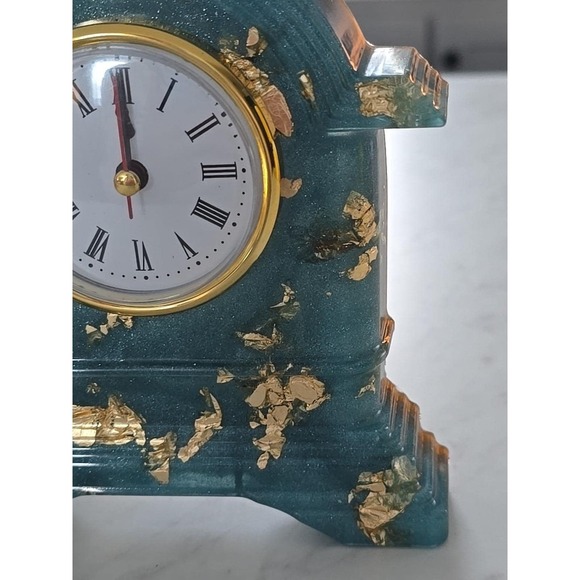 Handmade Resin Desk Clock Decoration Gift  Blue With Gold Leaf 728 - Picture 3 of 8